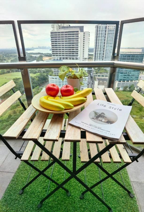 1519 Almas Suites Seaview Sunrise Netflix By Stay Nusajaya  Exterior foto