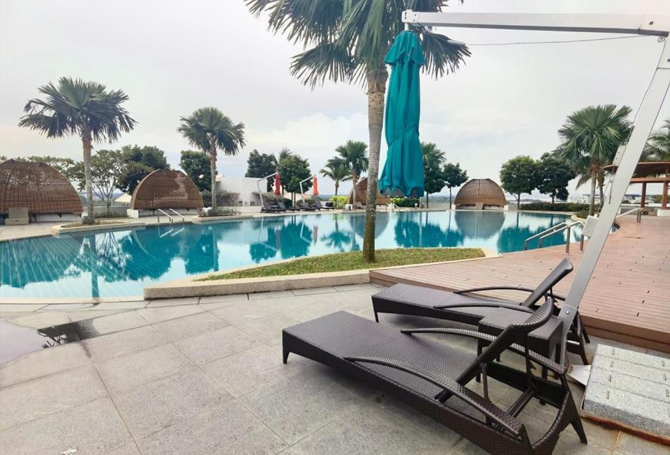 1519 Almas Suites Seaview Sunrise Netflix By Stay Nusajaya  Exterior foto