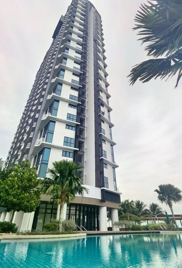 1519 Almas Suites Seaview Sunrise Netflix By Stay Nusajaya  Exterior foto